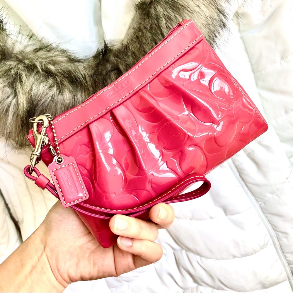 COACH⚡️Authentic Pink Pattern Leather Wristlet